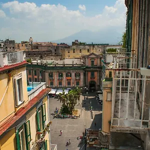 Couette-café Art12, Naples